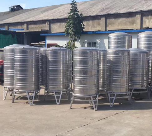 304不锈钢储水箱